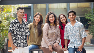 জেন জির ফ্যাশনে কেন জনপ্রিয় হচ্ছে ফিউশন?