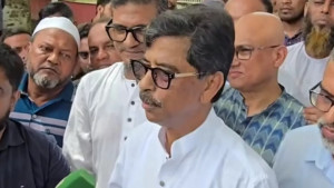 দেশে পর্যাপ্ত সার আছে, দুষ্টু লোকেরা মজুত করায় সংকট: কৃষিমন্ত্রী
