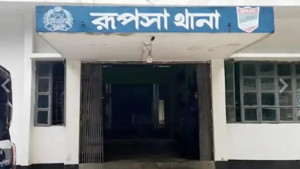 রূপসায় ঘের থেকে যুবকের গুলিবিদ্ধ মরদেহ উদ্ধার