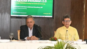 স্মার্টফোন আরও সহজলভ্য করার উদ্যোগ, জানালেন অর্থমন্ত্রী