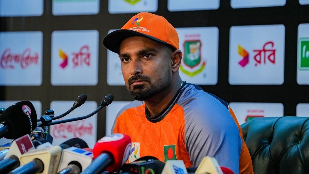 লিটনের চোখে সোনার স্বপ্ন