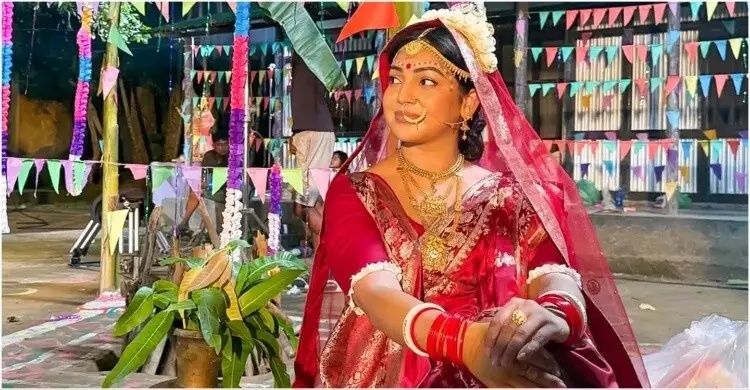 হঠাৎ বিয়ের সাজে প্রভা, রহস্য কী?